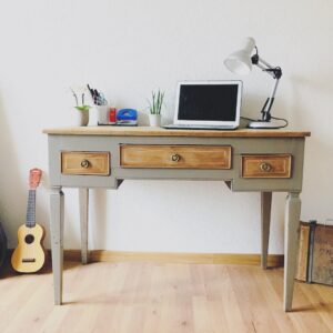 Bureau rénové – gris